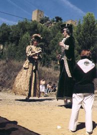 Els barons van ballar el vals de Castellet