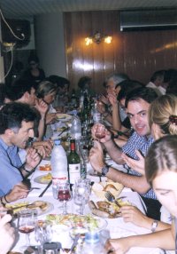 El sopar de germanor va comptar amb la pres�ncia destacada de Chichi Creus (assegut a l'esquerra)