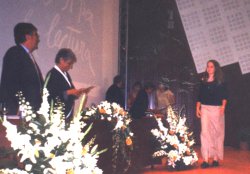 Berta Marginet en l'acte de lliurament del seu premi