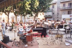 La plaa de l'Ajuntament va acollir el concert final de la II Trobada de Msics al Carrer