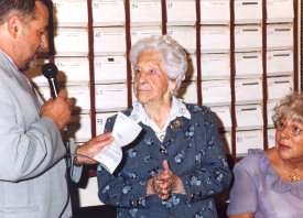 Homenatge a Rosa Aymar i Pera, santvicentina centen�ria