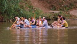Els pocs que van participar en la Baixada d'Andr�mines s'ho van passar d'all� m�s b�
