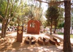 Contrapunt, obra de la santvicentina Elisa Arimany en homenatge a la sardana, amb Castellet com a font d'inspiració