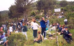 Qualsevol indret era bo per poder descansar i agafar forces desprs de la caminada per arribar a Vallhonesta