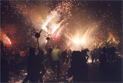 El Correfoc �s ja un dels actes m�s esperat per part del jovent a Sant Vicen�