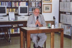 El preg� institucional a c�rrec dels Sr. Arcadi Oliveras, vicepresident de Justicia i Pau