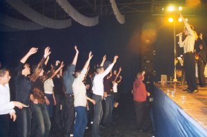 L'Orquestra Cimarrón va fer ballar a tot el públic que va assistir a la Nit de Cap d'Any que va organitzar "Activa't de Festa!