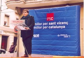 Christian Munuera, aprofitant la pres�ncia del candidat a la Presid�ncia de la Generalitat Pasqual Maragall, va exposar les aspiracions i demandes del jovent