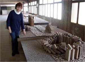 La santvicentina Elisa Arimany al seu estudi de Cerdanyola del Vall�s