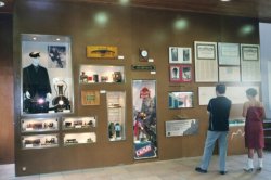 A l'estaci de Monistrol-Vila s'ha fet un museu amb tot d'objectes i temes relacionats amb el nou i l'antic cremallera