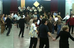 La Cobla Sant Jordi Ciutat de Barcelona va fer una magnfica interpretaci durant tota la ballada