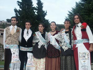 Els nous representants del Pubillatge Comarcal s�n d�esquerra a dreta: Marc Trulls, Marc Llopart, M�nica Enrich, Alba Yerro, Anna Vagu�s i Ramon Comerma. / JORDI LARGO